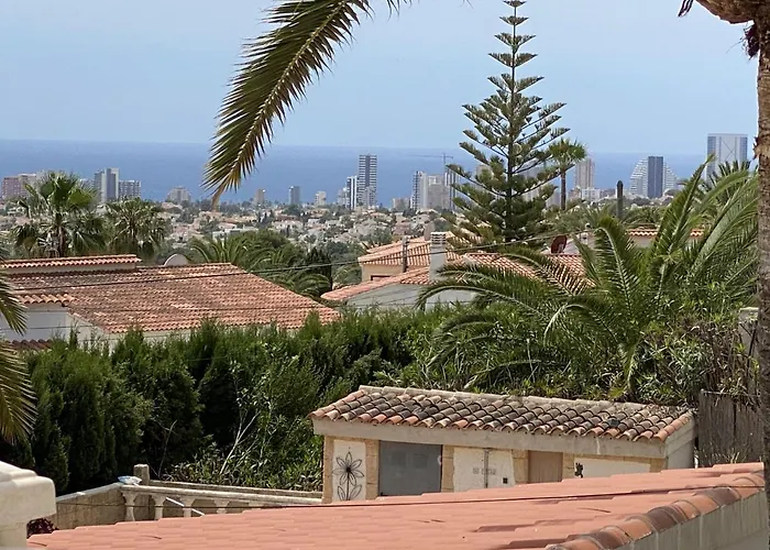 Emilia 4 Pax * Calpe